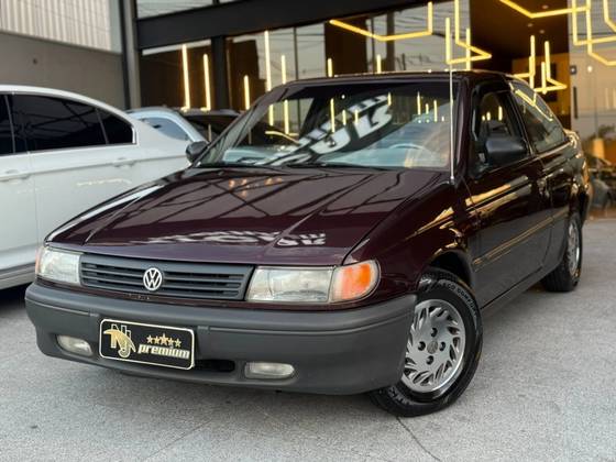 VOLKSWAGEN LOGUS 1.8 GLS 8V ÁLCOOL 2P MANUAL VOLKSWAGEN LOGUS 1.8 GLS 8V ÁLCOOL 2P MANUAL